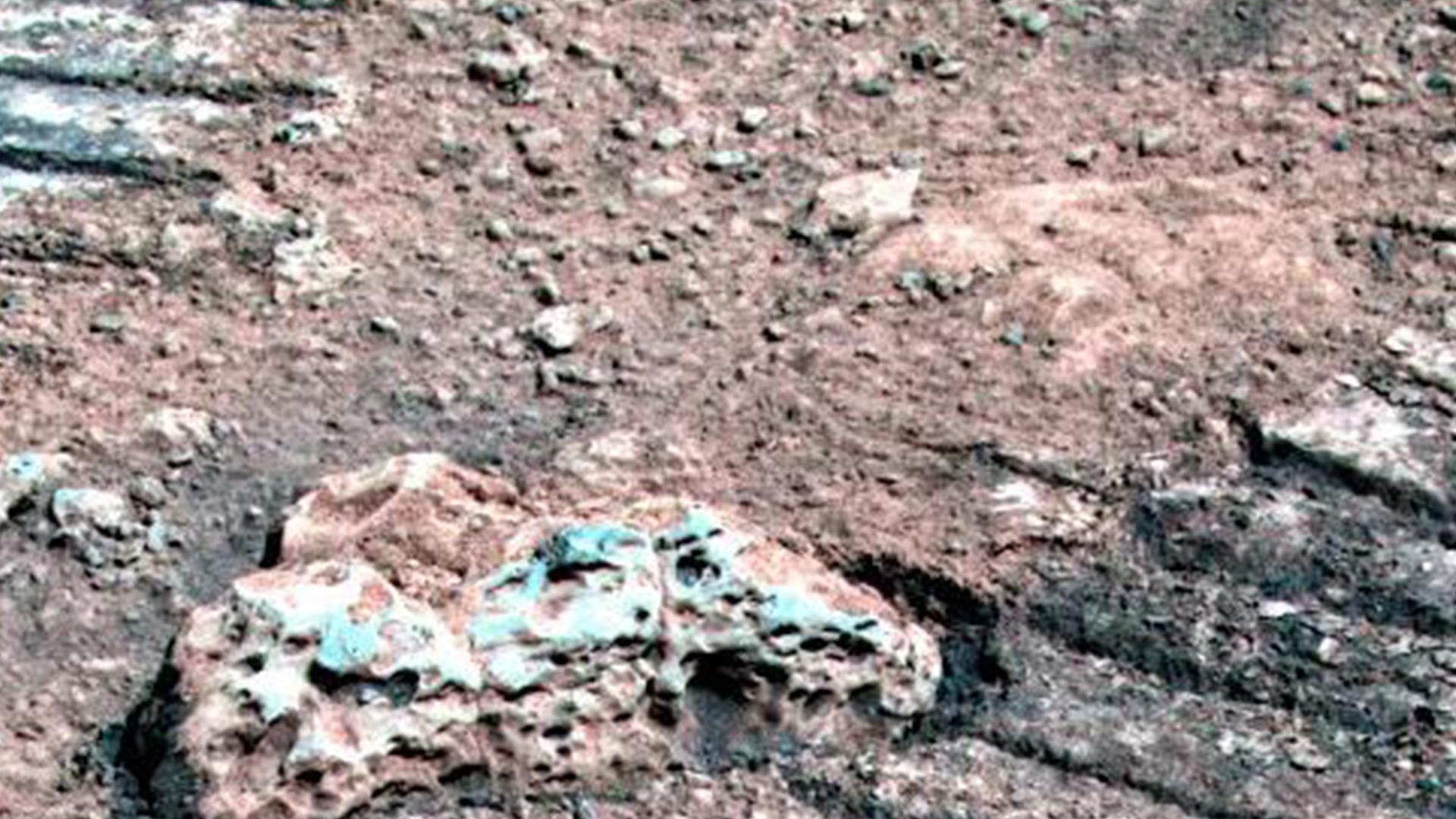 Ученые обработали новые снимки Марса