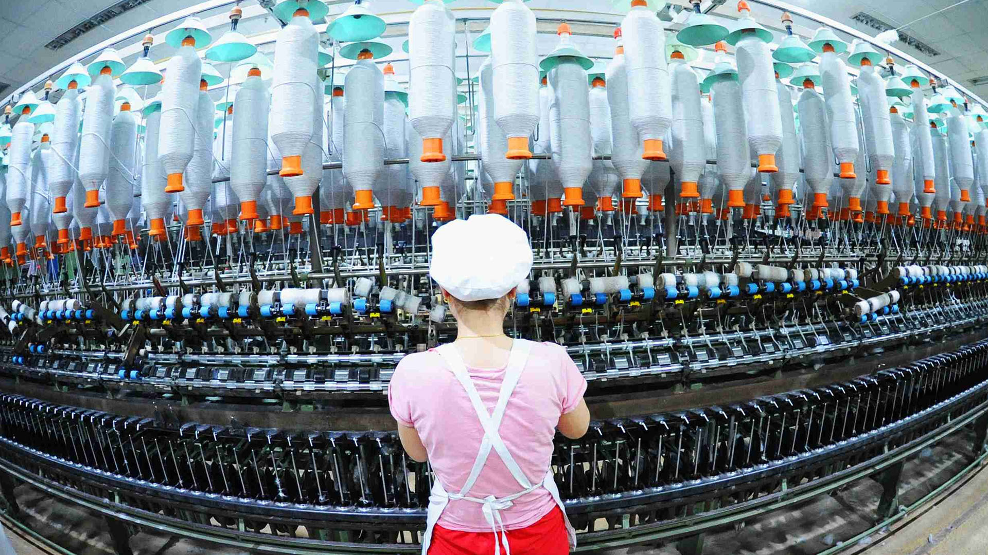 Тайвань завод. Завод в Китае. Китайское производство. Фабрика в Китае. Текстильная промышленность Китая.