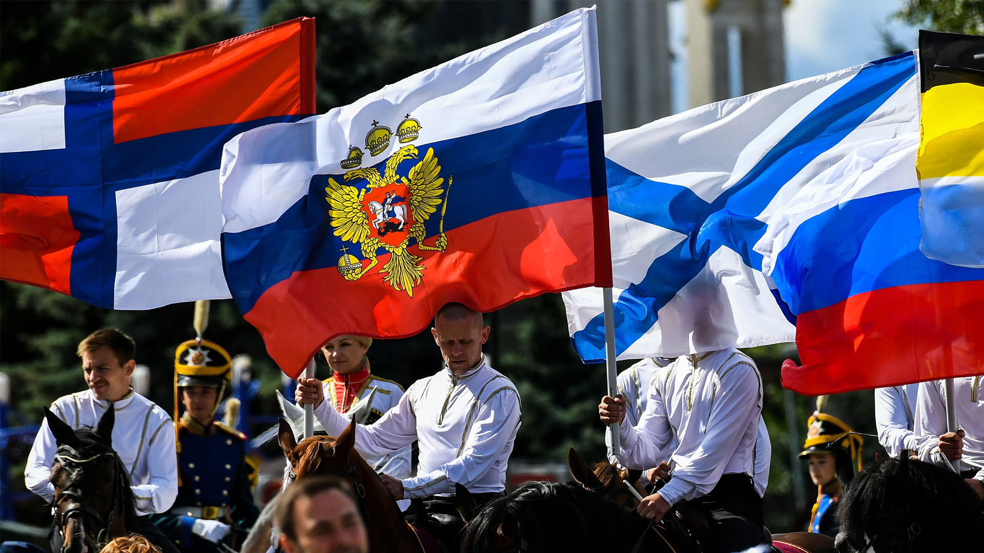 Флаг сербии фото флаг россии