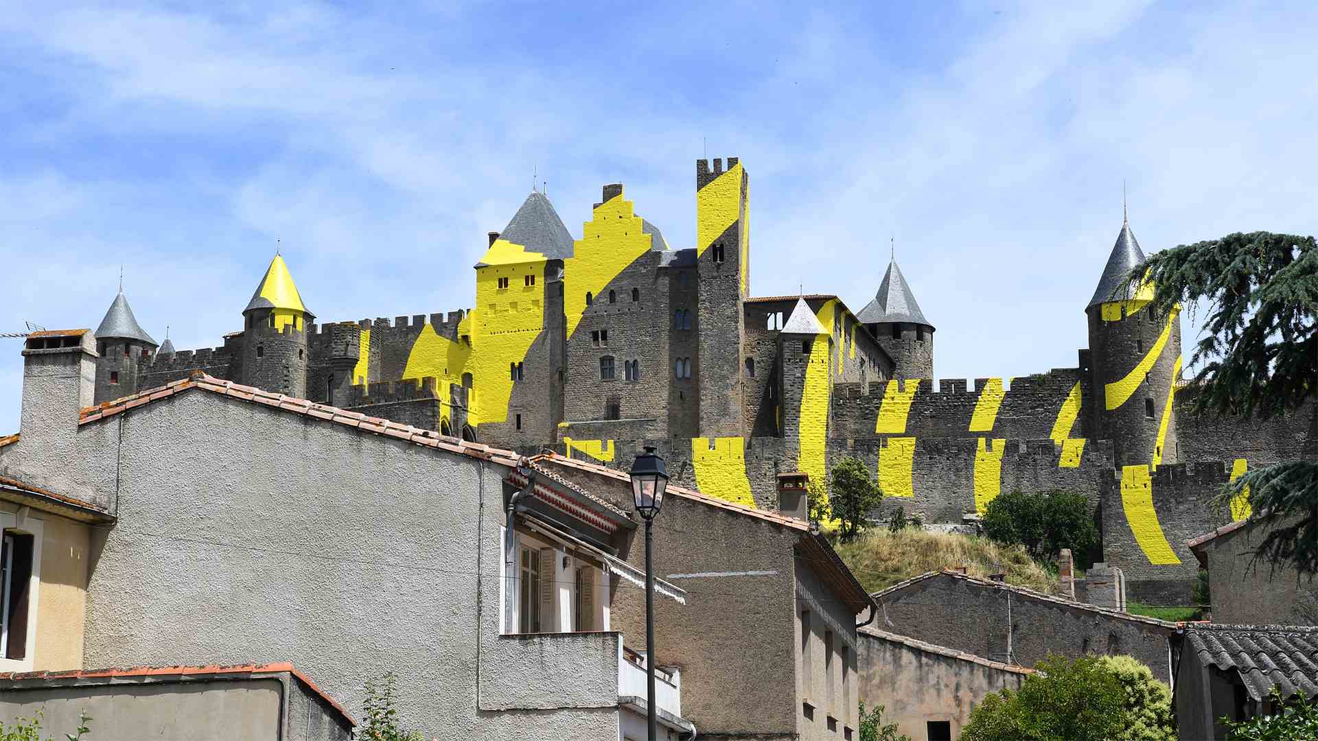 Замок Каркассон Франция стрит-арт Феличе Варини