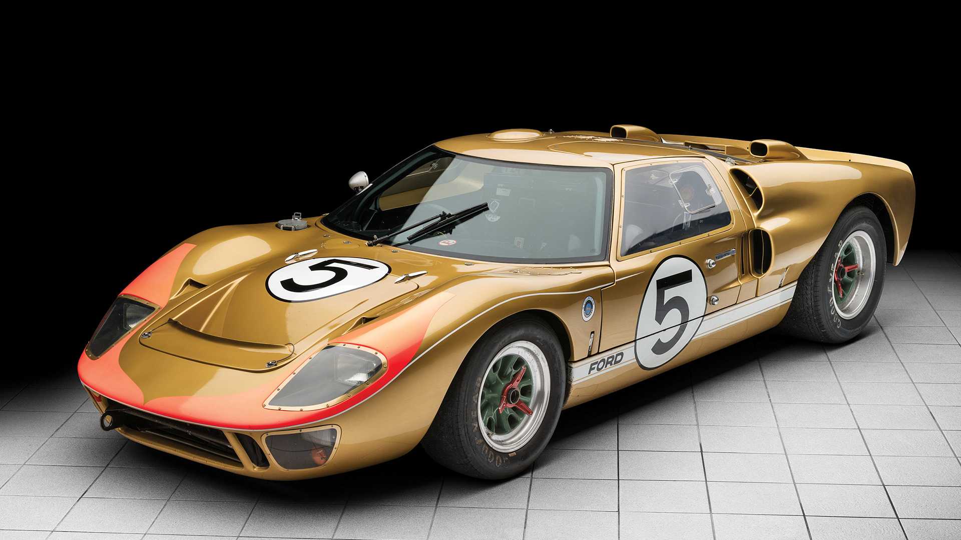 Гоночный Ford GT40 1966 года оценили в 12 миллионов долларов