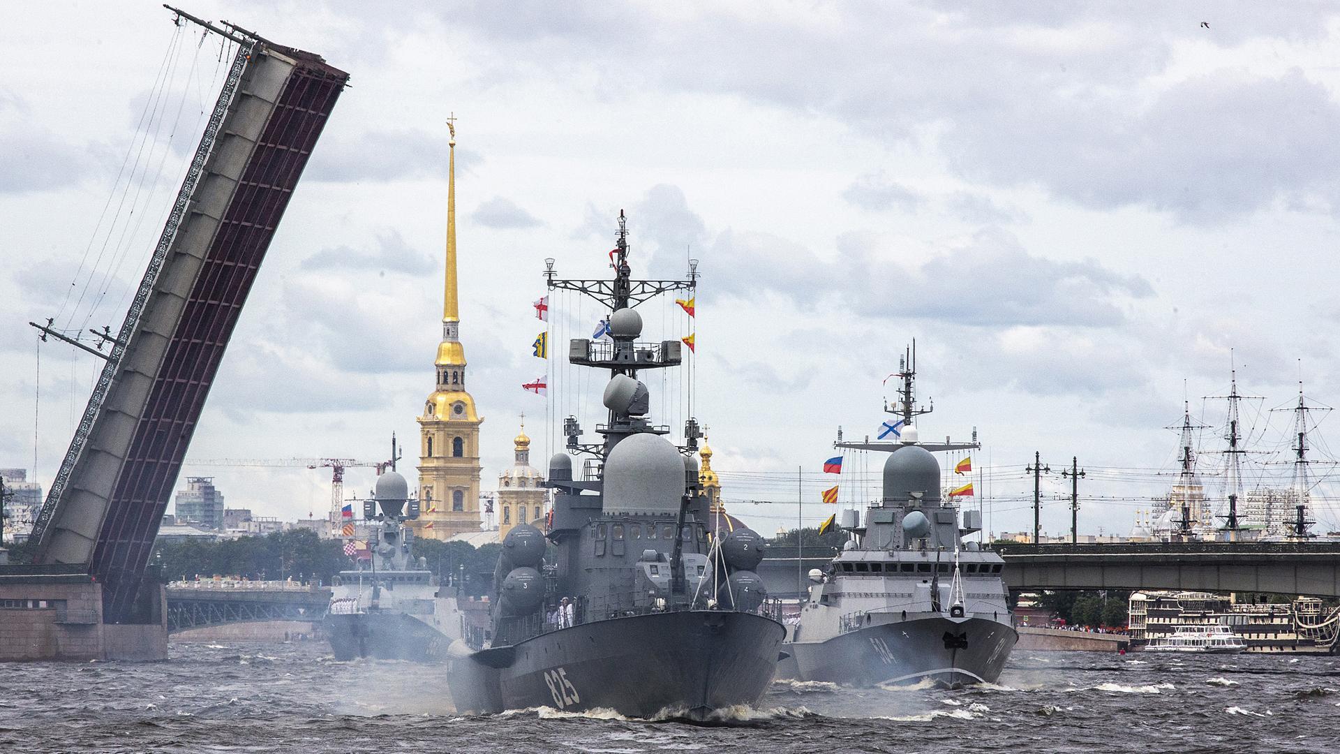 санкт петербург военные