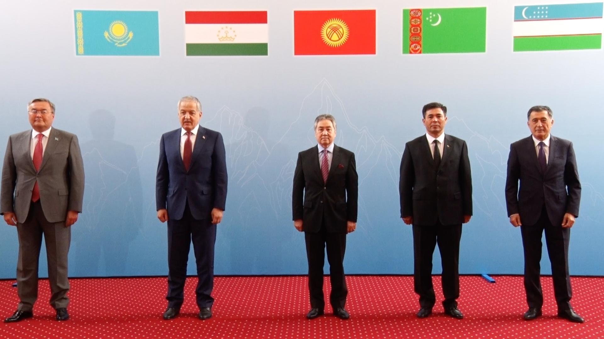 министр иностранных дел таджикистана