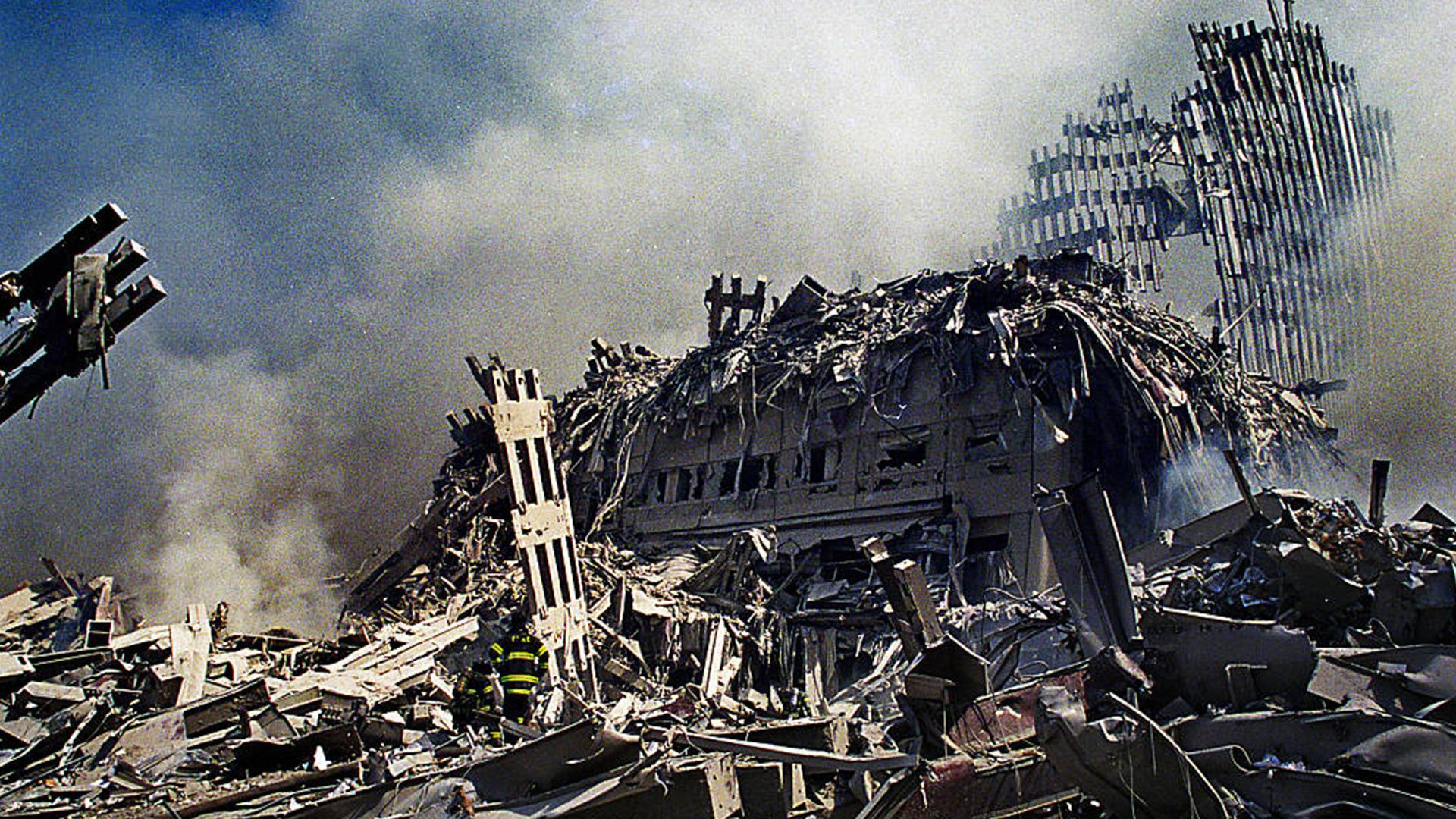 Теракт 11 сентября 2001 сколько погибло людей. Шанксвилл 11 сентября. Катастрофа 2001 башни Близнецы. Теракты 11 сентября в США. 2996 Погибших.